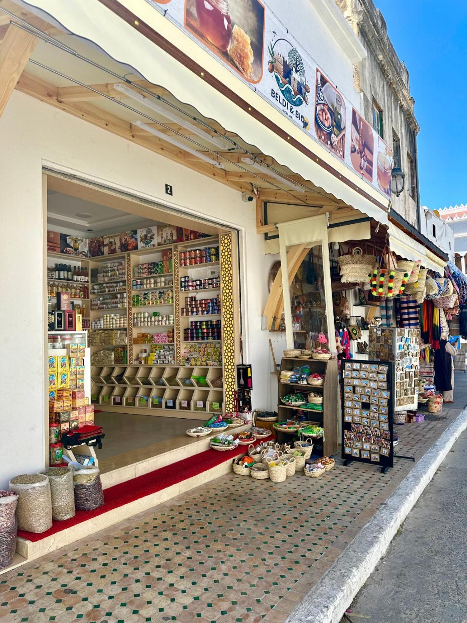 Asilah Vip - Haut Standing - Vue Mer - Piscines - Plage A 5 Minute - Garage Privee - Acces Pmr Exterior foto